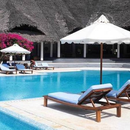 Garoda Resort Малинди Экстерьер фото