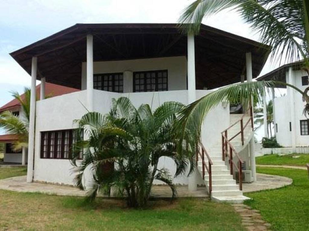 Garoda Resort Малинди Экстерьер фото